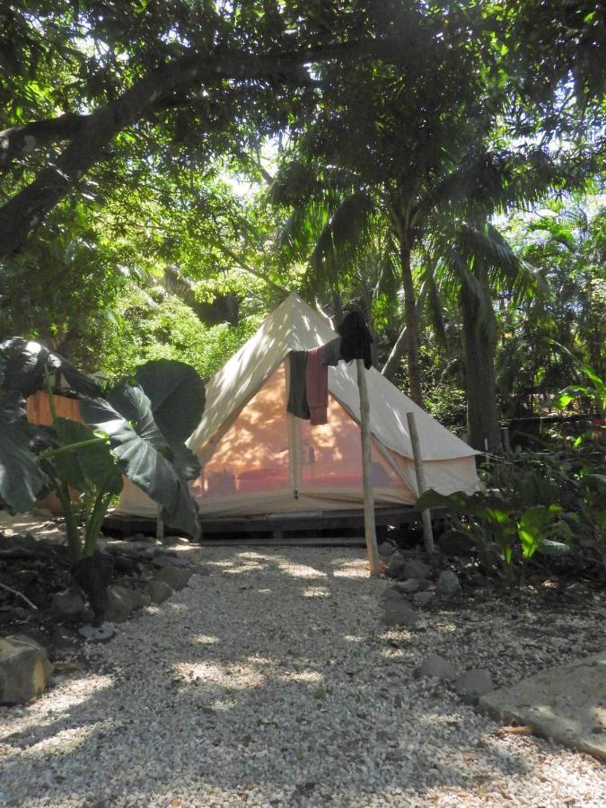 Хостел Lost Boyz Playa Santa Teresa  Экстерьер фото